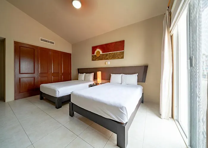 Sol 6 - 3 Bedroom Only 1 Block From Coco - At Luna Maya Playa del Carmen