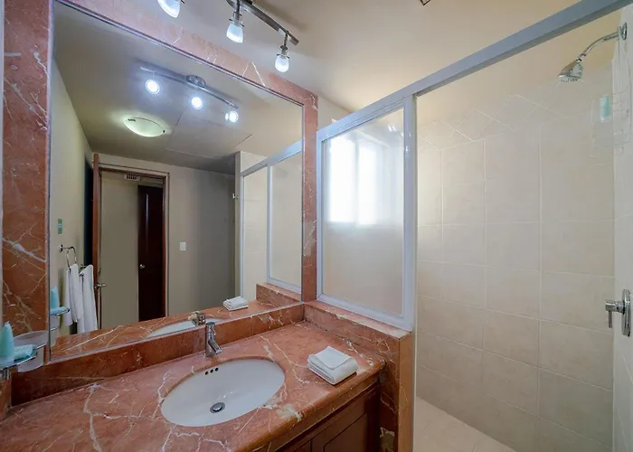 Hotel Sol 6 - 3 Bedroom Only 1 Block From Coco - At Luna Maya *