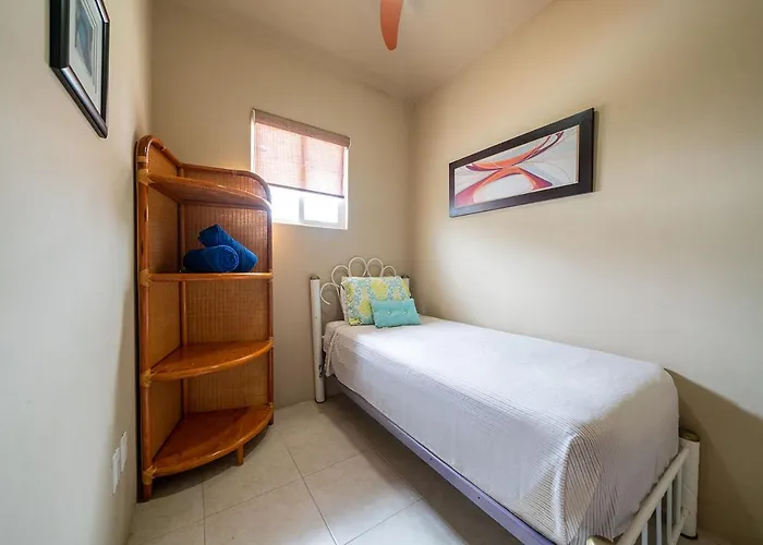 Sol 6 - 3 Bedroom Only 1 Block From Coco - At Luna Maya