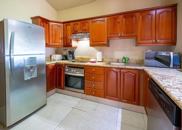 Hotel Sol 6 - 3 Bedroom Only 1 Block From Coco - At Luna Maya Playa del Carmen