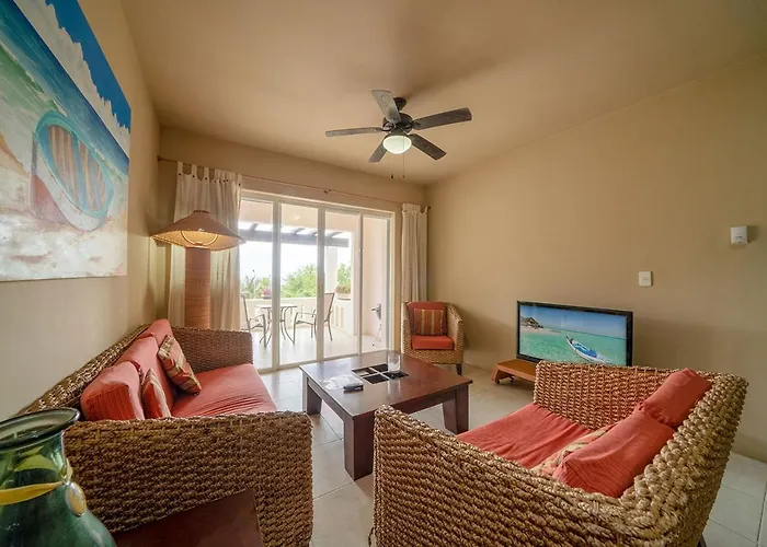 Sol 6 - 3 Bedroom Only 1 Block From Coco - At Luna Maya Hotel *